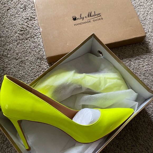 stilletos - Picture 1 of 2